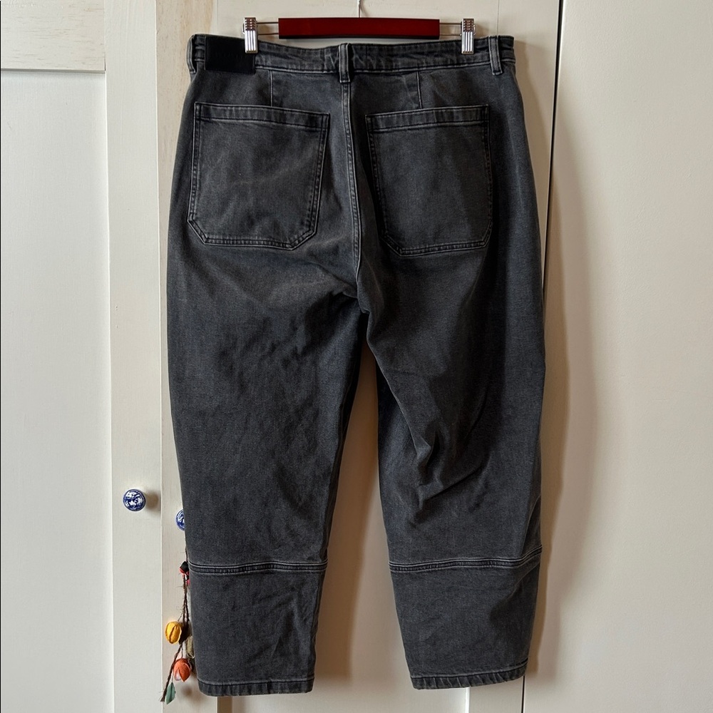 Everlane Utility Barrel Jeans - Picture 2 of 6